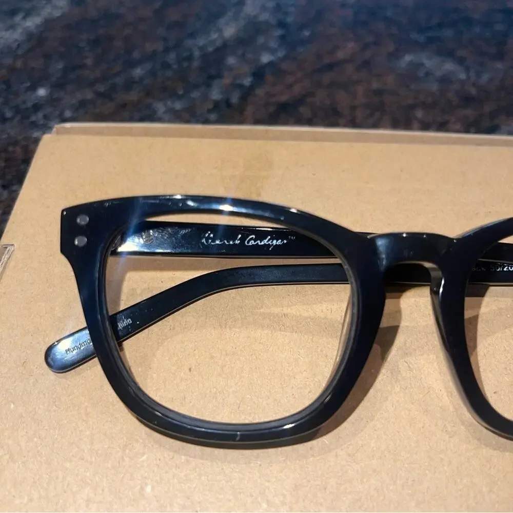 Derek Cardigan Black Rimmed Glasses Frames
